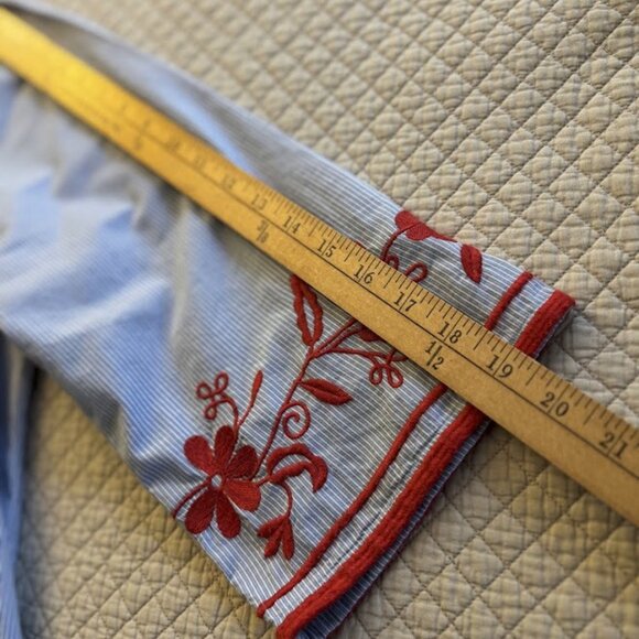 Crown & Ivy Blue Pinstripe 100% Cotton 3/4 L/S Red Embroidery Shirt Size L - Picture 8 of 8